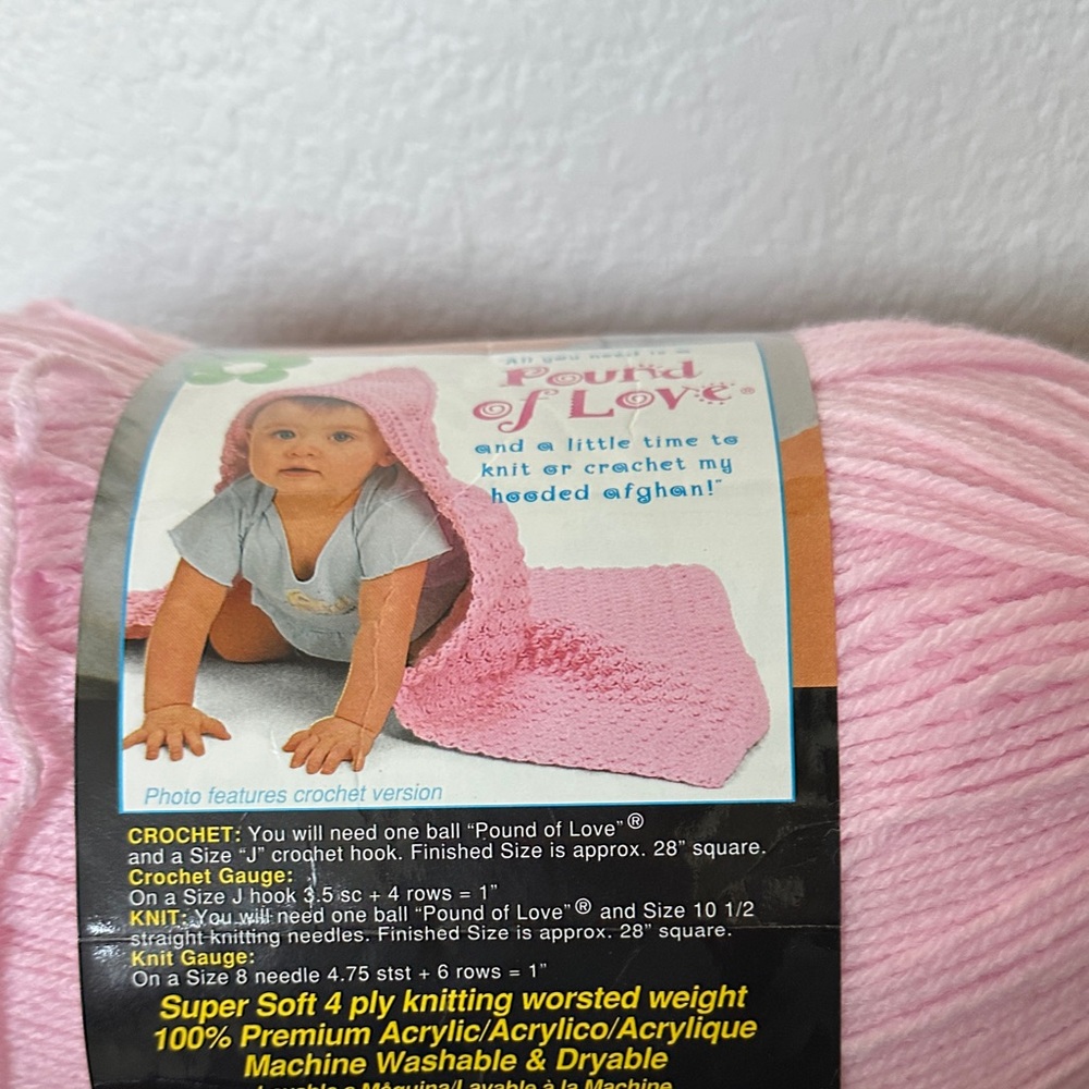 Pound of Love Baby Pink Yarn - Soft Acrylic Skein Lion Brand - Picture 3 of 5